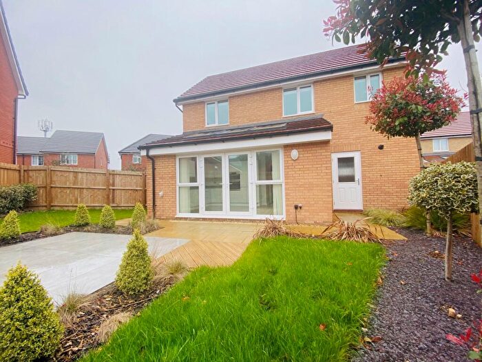 3 Bedroom House To Rent In Spinners Avenue, Wren Green, Bamber Bridge, PR5