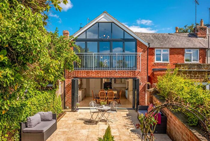 2 Bedroom House For Sale In Sibford Gower, Banbury, OX15