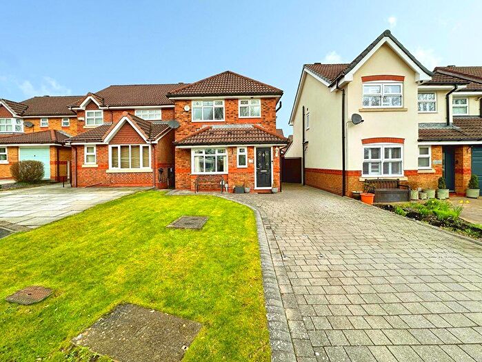 3 Bedroom House For Sale In Rose Grove, Bury, BL8