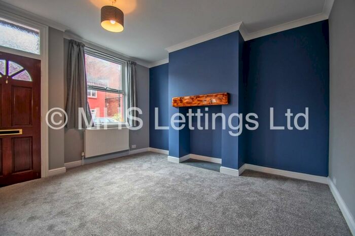 1 Bedroom Terraced House To Rent In Aviary Grove, LS12