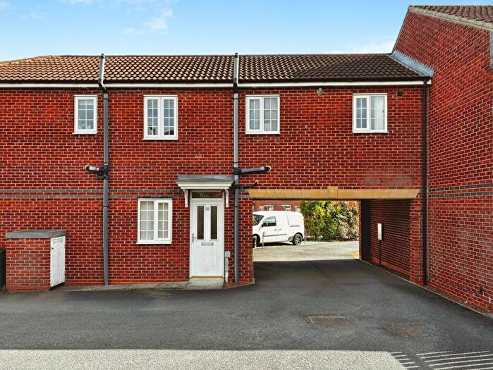 1 Bedroom Coach House For Sale In Beaumaris Court, Longbenton, Newcastle Upon Tyne, NE12