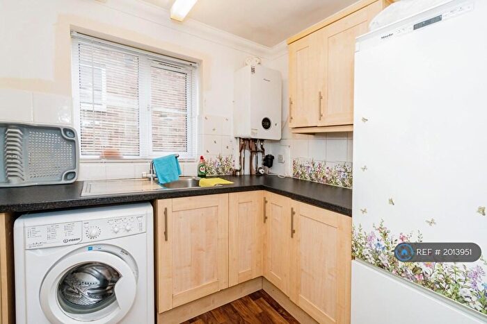 1 Bedroom Flat To Rent In St. Denys Road, Southampton, SO17