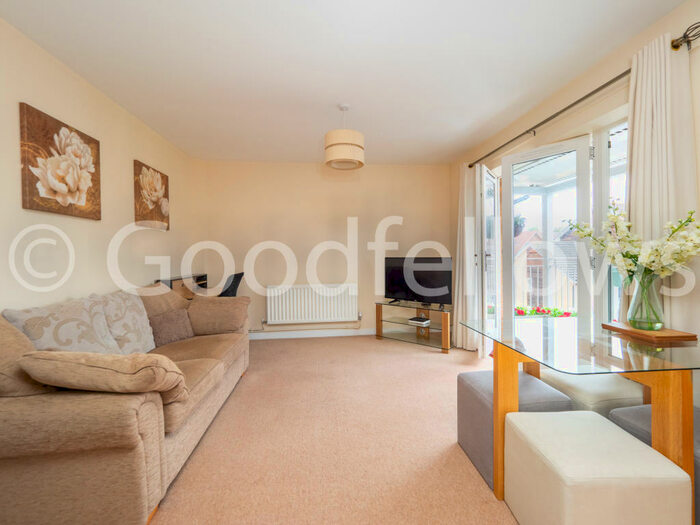 1 Bedroom Apartment To Rent In Hengist Way, Wallington, Surrey, SM6