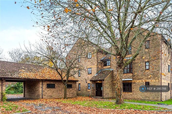 1 Bedroom Flat To Rent In Jasmin Close, Northwood, HA6