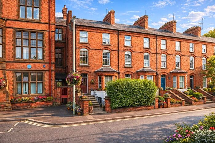 9 Bedroom Property For Sale In Marlborough Road, Banbury, OX16