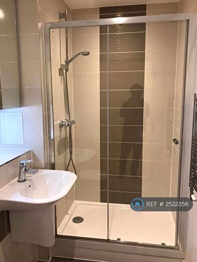 1 Bedroom Flat To Rent In Waterside Way, London, N17