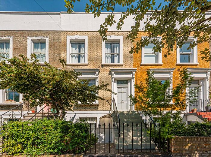 3 Bedroom Terraced House For Sale In Eburne Road, Islington, London, N7