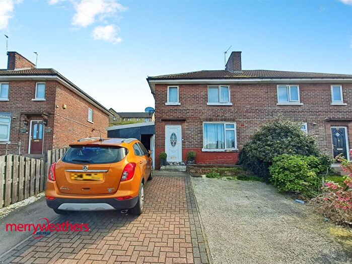 3 Bedroom Semi Detached House For Sale In Coleridge Road, Rotherham, S65
