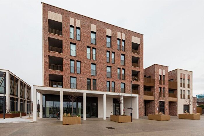 1 Bedroom Apartment For Sale In Auckland Road, Leyton, E10