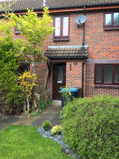 2 Bedroom Property To Rent In Robertson Court, Knaphill, Woking, GU21