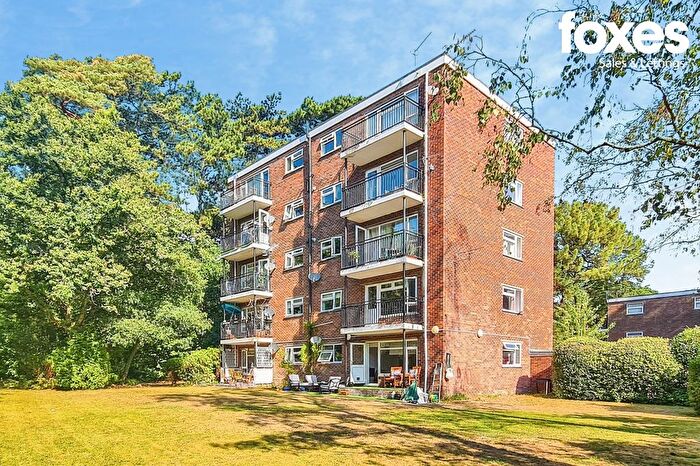 2 Bedroom Flat For Sale In Ancrum Lodge, - Western Road, Poole, Dorset, BH13