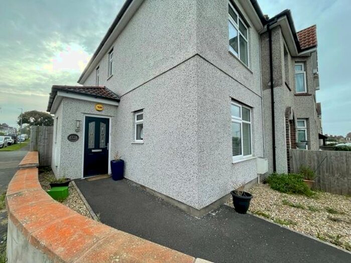 2 Bedroom House To Rent In Southmead Road, Filton, Bristol, BS34