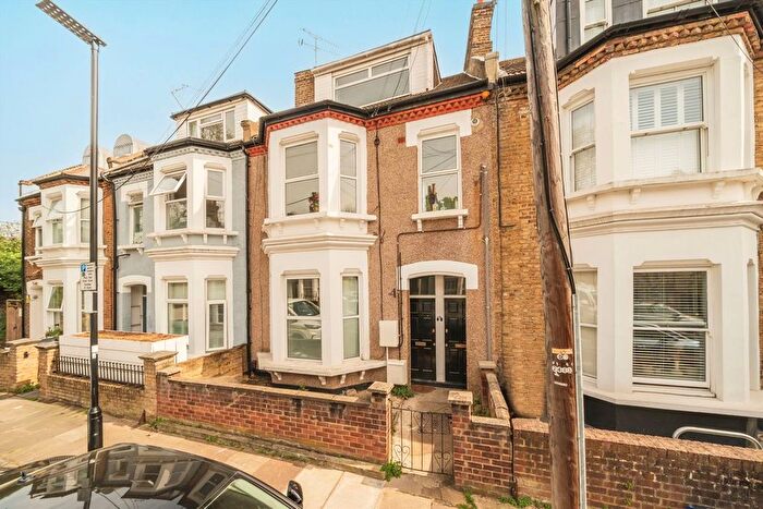 3 Bedroom Maisonette To Rent In Upham Park Road, Chiswick, W4