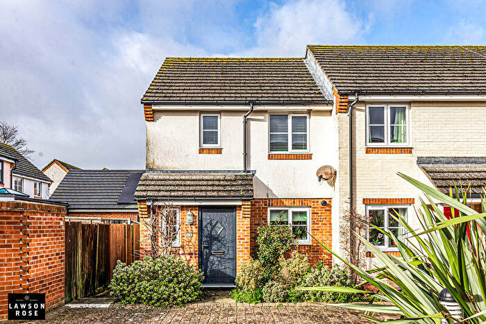2 Bedroom End Of Terrace House For Sale In Joseph Court, Portsmouth, PO3