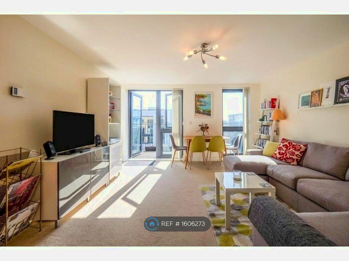 1 Bedroom Flat To Rent In Plamer Court, London, NW9