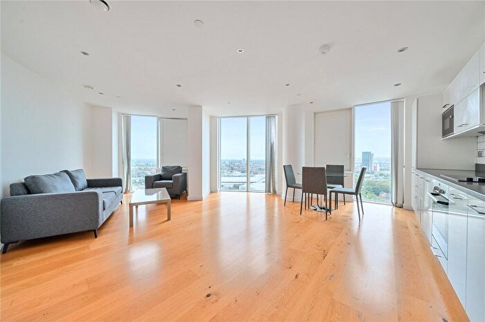 2 Bedroom Apartment To Rent In High Street, London, E15
