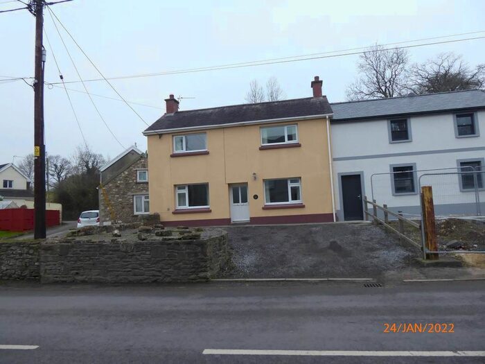 3 Bedroom Semi-Detached House To Rent In Bridge Street, St. Clears, Carmarthen SA33