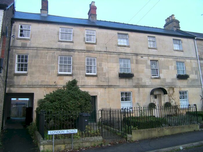 1 Bedroom House To Rent In London Road, Chippenham, SN15