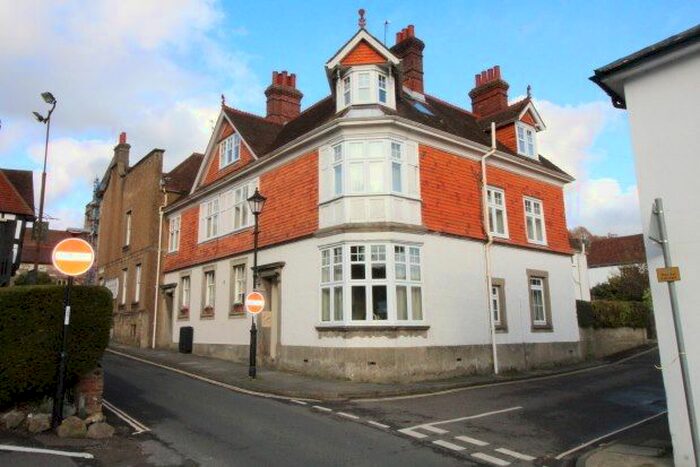 1 Bedroom Flat To Rent In Hillcrest, Midhurst, GU29