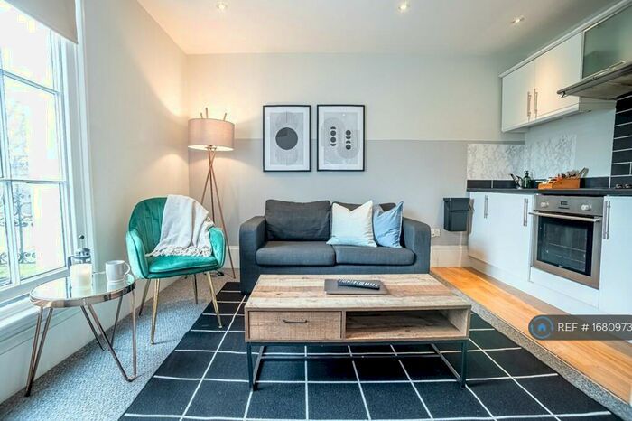 1 Bedroom Flat To Rent In London Place, Oxford, OX4