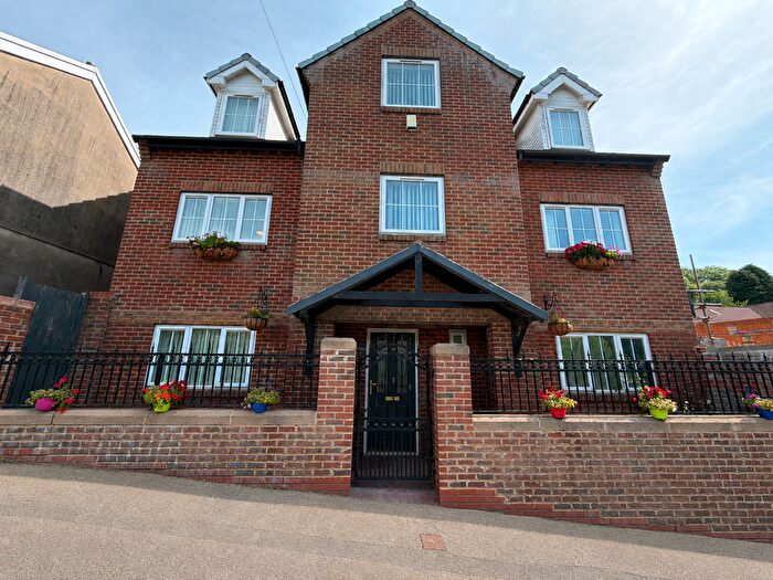 5 Bedroom Detached House For Sale In Station Road, Tonypandy, CF40