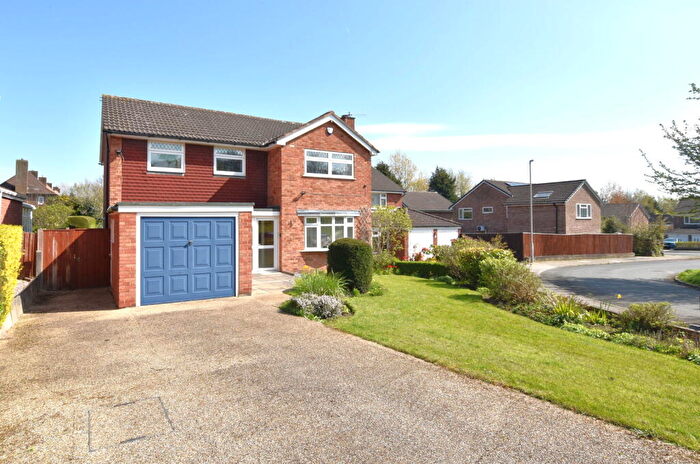 4 Bedroom Detached House For Sale In Farndon Way, Prenton, CH43
