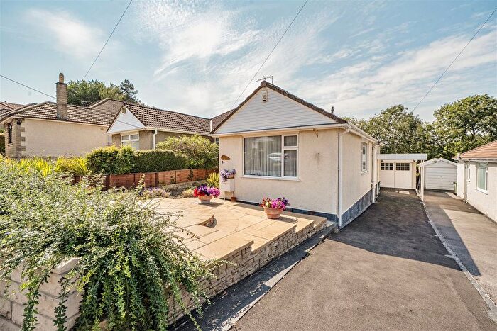 3 Bedroom Semi-detached Bungalow For Sale In Footshill Road, Hanham, Bristol, BS15