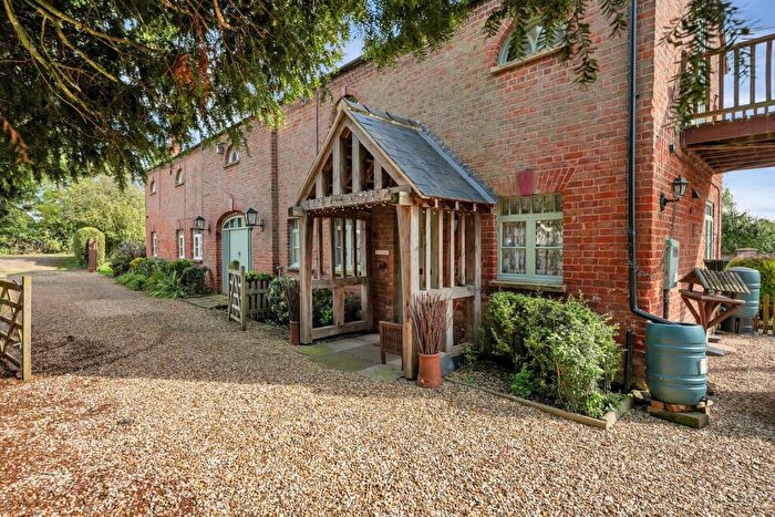 4 Bedroom Barn Conversion For Sale In Gosberton Bank, Spalding, PE11