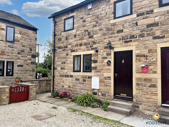3 Bedroom Property To Rent In Wood Lane, Chapelthorpe, Wakefield, WF4