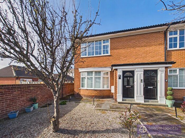 2 Bedroom Flat To Rent In Lytham Road, FY4