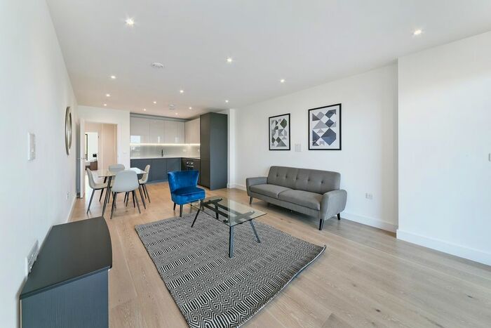 2 Bedroom Flat To Rent In Vega House, White Amp; Green, Hemming Street, Bethnal Green, London, E1