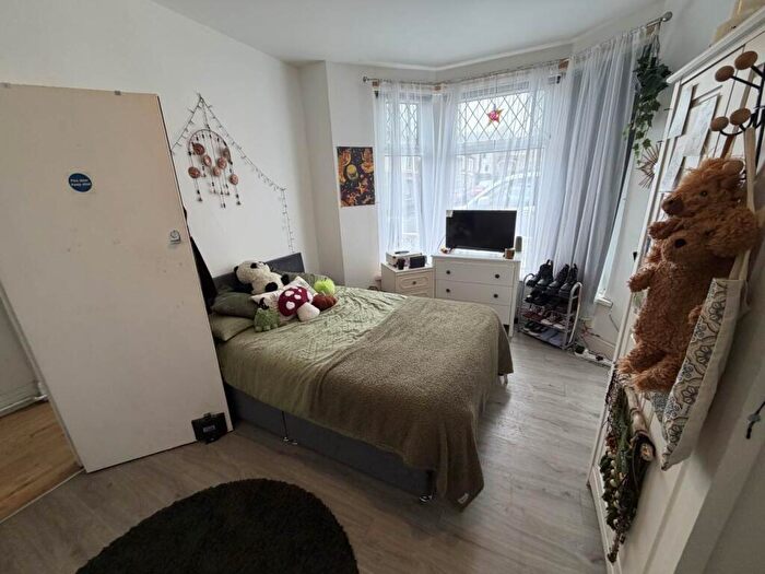 5 Bedroom House To Rent In Mackintosh Place, Cardiff, CF24