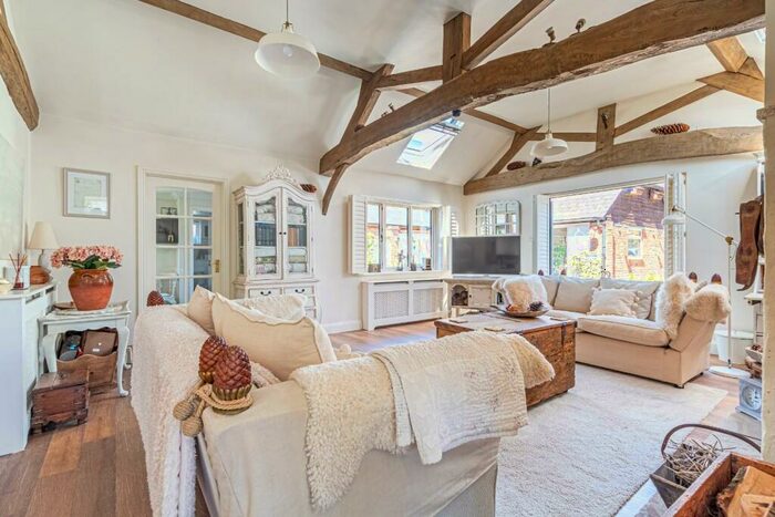 3 Bedroom Barn Conversion For Sale In Stoke Road, Stoke Hammond, MK17