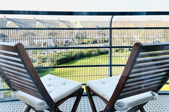1 Bedroom Flat For Sale In Greenfell Mansions, London, SE8
