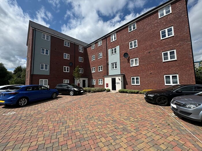 2 Bedroom Flat To Rent In Steel Avenue, West Bromwich, B70