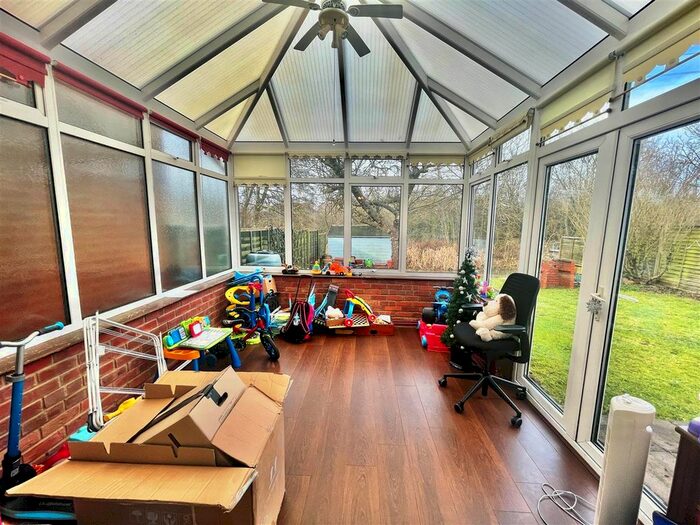 4 Bedroom Semi-Detached House To Rent In Riverside Road, Watford, WD19