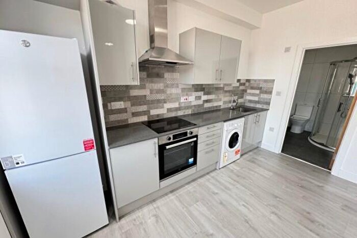 1 Bedroom Flat To Rent In Caxton Place Newport, NP20