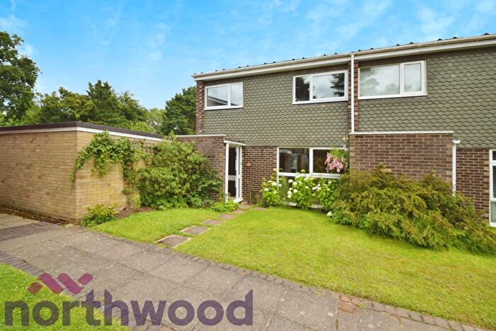 3 Bedroom Terraced House To Rent In The Walnuts, Eaton, Norwich, NR4