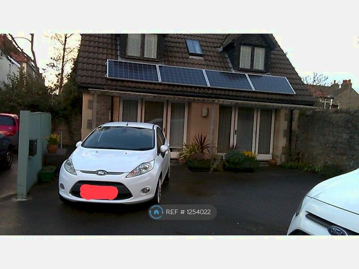 2 Bedroom Detached House To Rent In Weston Super Mare, Weston Super Mare BS23