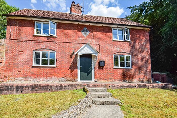 3 Bedroom Detached House To Rent In Sugarwell Farm, Coxhill Lane, Potterne, De, SN10