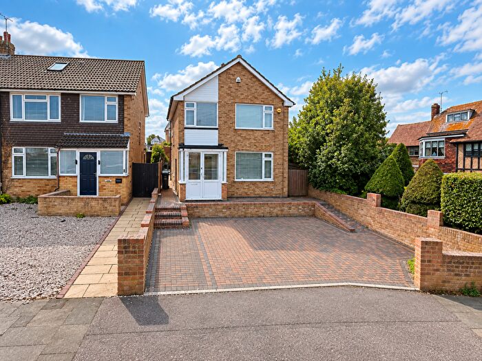 3 Bedroom Detached House For Sale In Canterbury Road, Margate, CT9