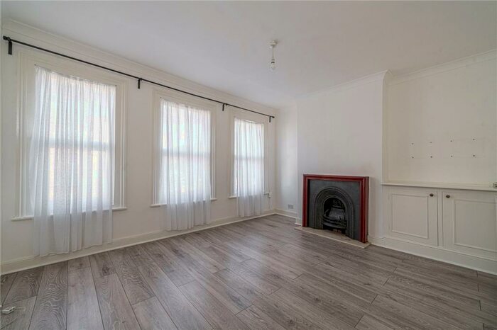 1 Bedroom Maisonette To Rent In Forest Hill Road, East Dulwich, London, SE22