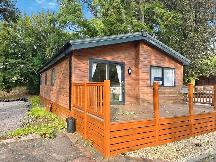 2 Bedroom Mobile/park Home For Sale In Beattock, Moffat, Dumfries And Galloway, DG10