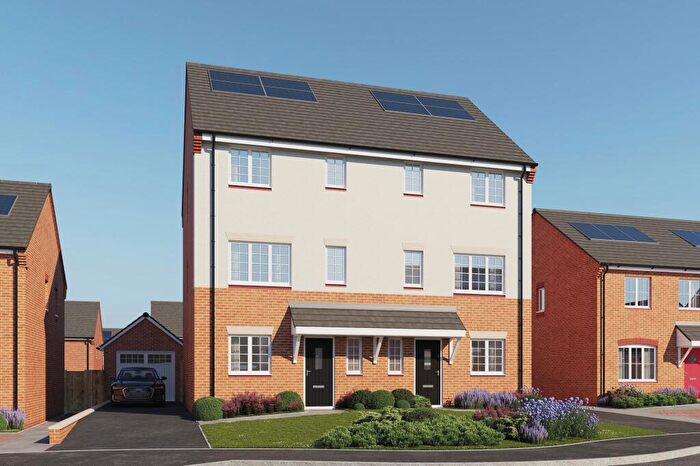 4 Bedroom Semi-Detached House For Sale In Nuneaton, Warwickshire, CV11