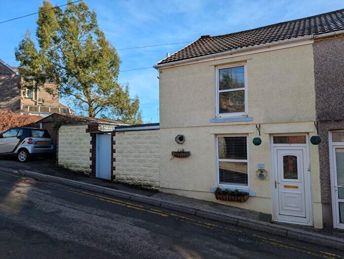 2 Bedroom End Of Terrace House For Sale In Alltygrug Road, Ystalyfera, Neath Port Talbot., SA9
