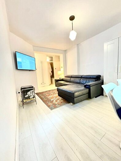 1 Bedroom Flat To Rent In Hastings Street, London, WC1H