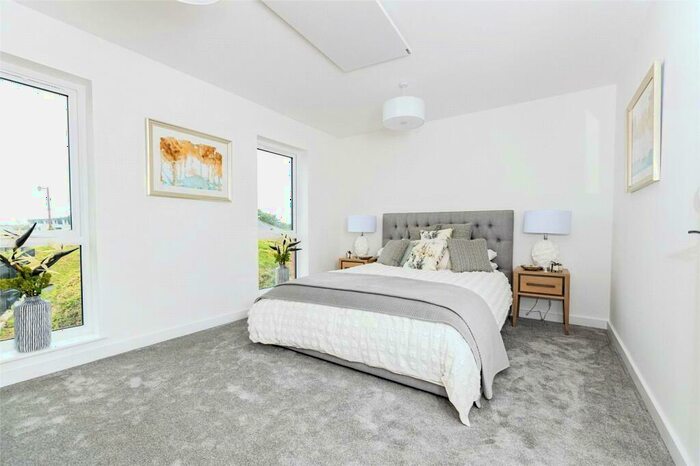 3 Bedroom Terraced House For Sale In Searle Drive, Gosport, PO12