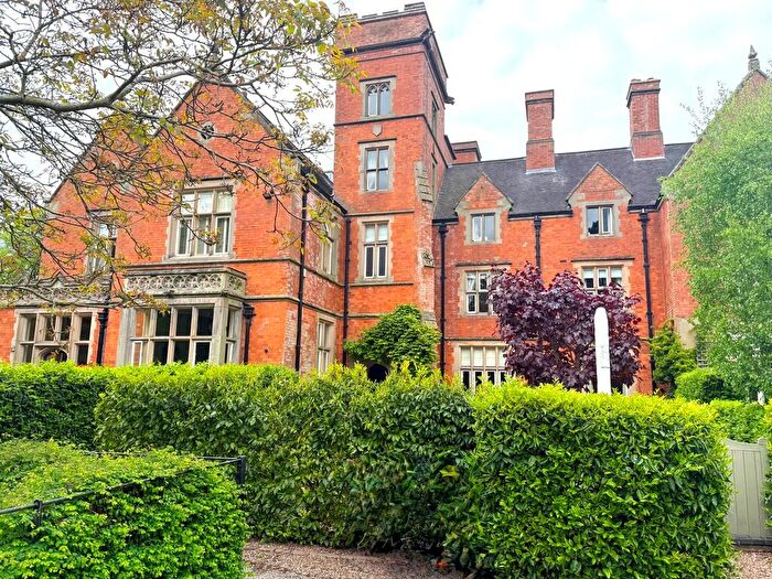4 Bedroom Manor House For Sale In Mickleover Manor, Mickleover, DE3