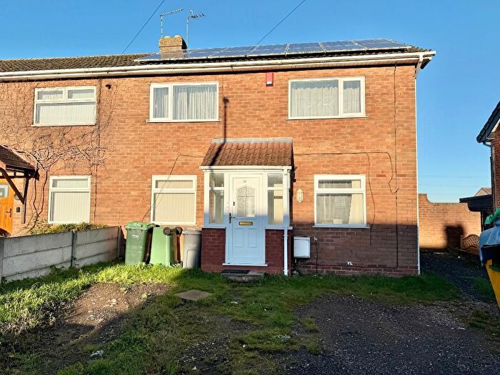 3 Bedroom Semi Detached House To Rent In Schofield Avenue, Hilltop, West Midlands, B71