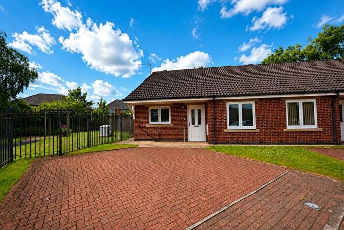 2 Bedroom Bungalow For Sale In Spring Bank Close, Mill Hill, Blackburn, Lancsahire, BB2